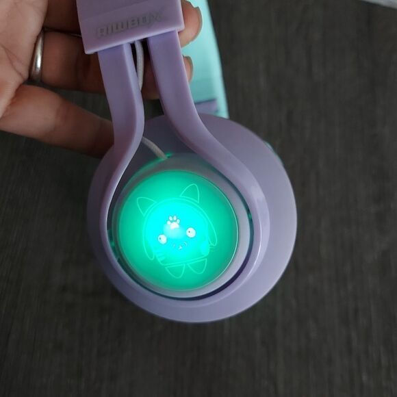 Riwbox CT-7 Cat Ear Bluetooth Headphones, LED Light Up Bluetooth Wireless - Picture 8 of 8